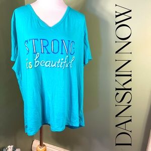 NWOT 4x (26W - 28W) Danskin Now tee-shirt